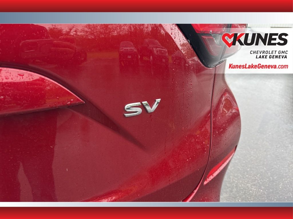 Vehicle image 10 of 43