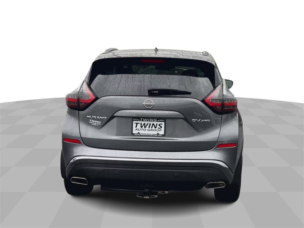 Vehicle image 7 of 32