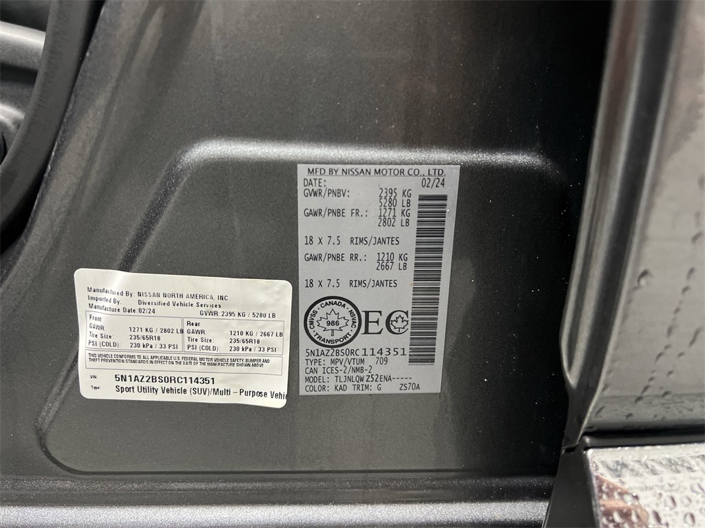 Vehicle image 31 of 32