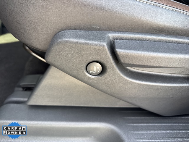 Vehicle image 13 of 53
