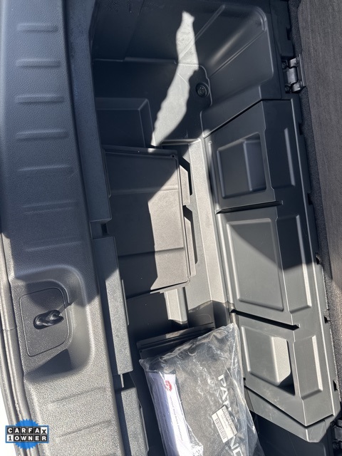 Vehicle image 29 of 53