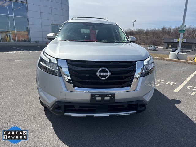 Vehicle image 4 of 53