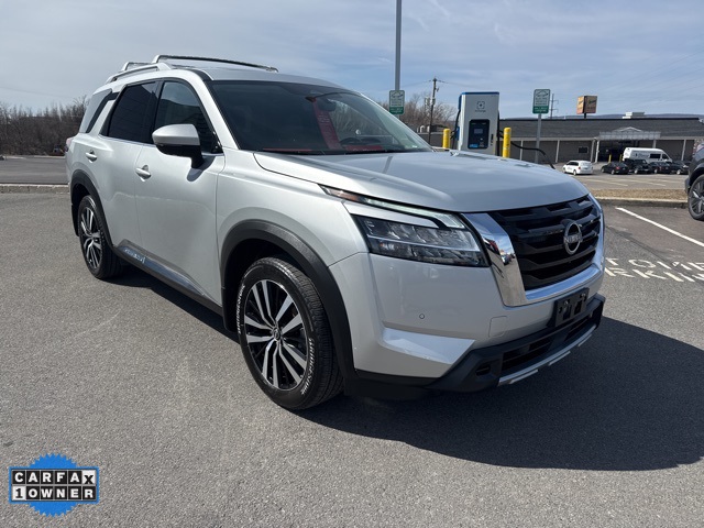Vehicle image 6 of 53