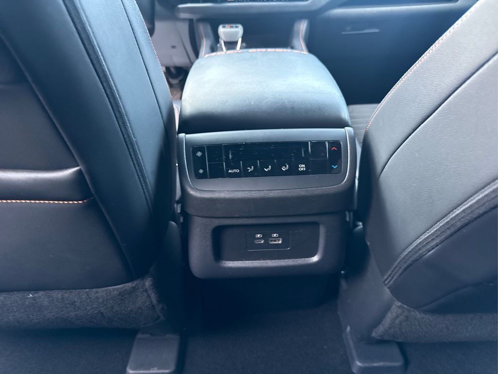 2024 Nissan Pathfinder Rock Creek Image 25 of 31