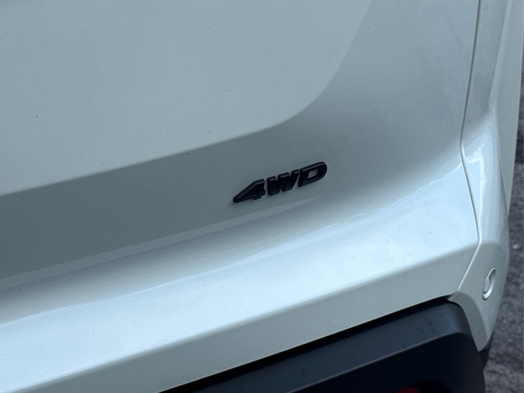 2024 Nissan Pathfinder Rock Creek Image 27 of 31