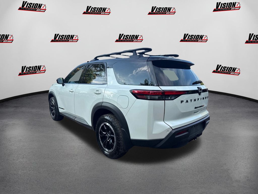 2024 Nissan Pathfinder Rock Creek Image 7 of 31