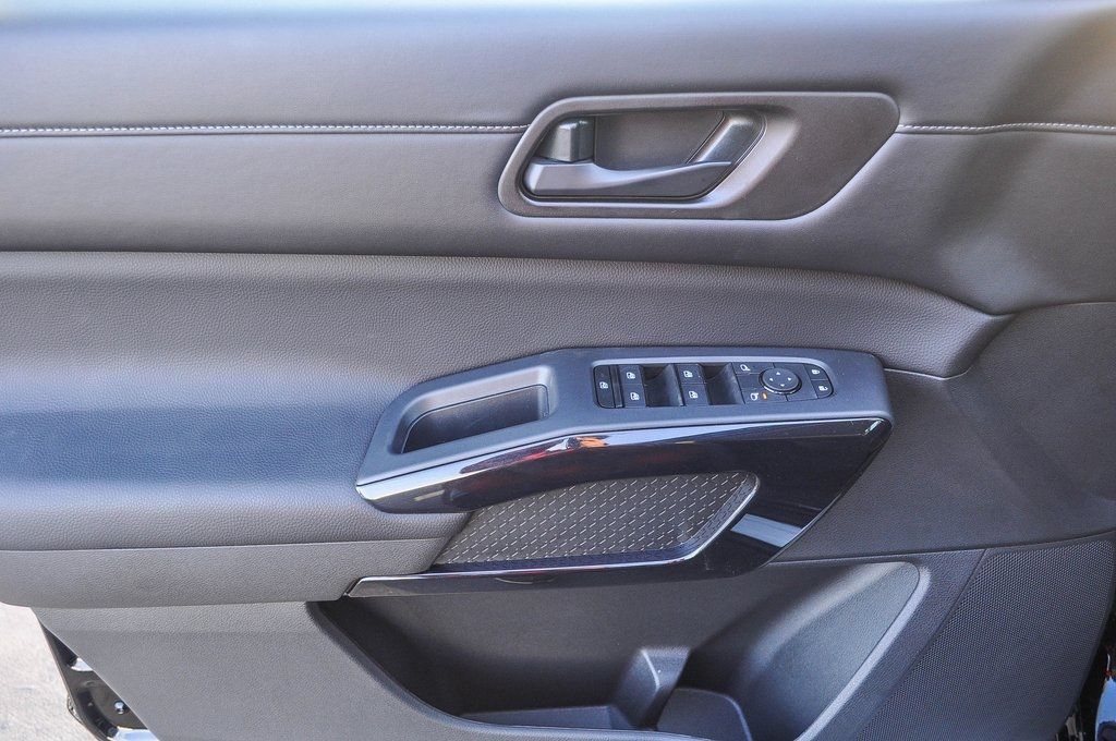 2024 Nissan Pathfinder S Image 21 of 27