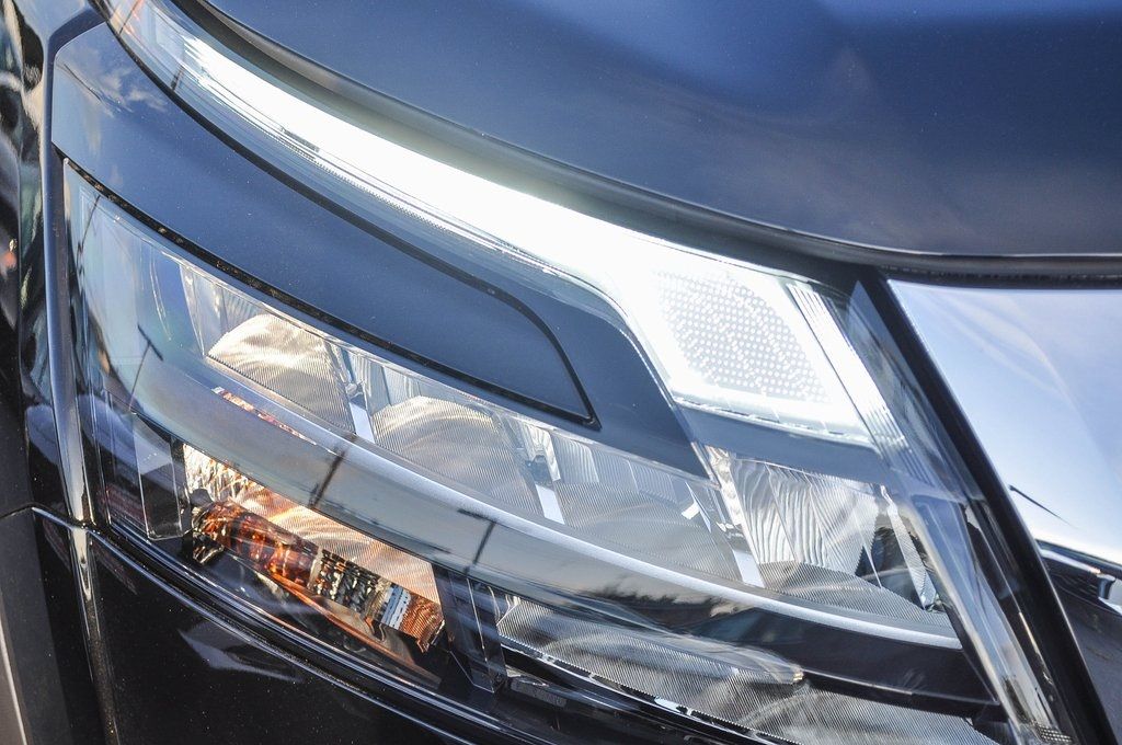 2024 Nissan Pathfinder S Image 7 of 27