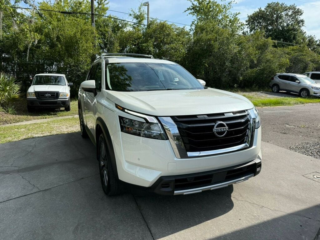 Vehicle image 1 of 11