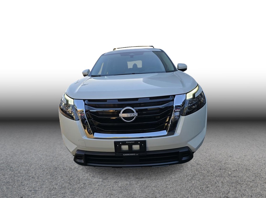 Vehicle image 2 of 20