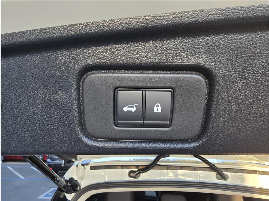 Vehicle image 20 of 20