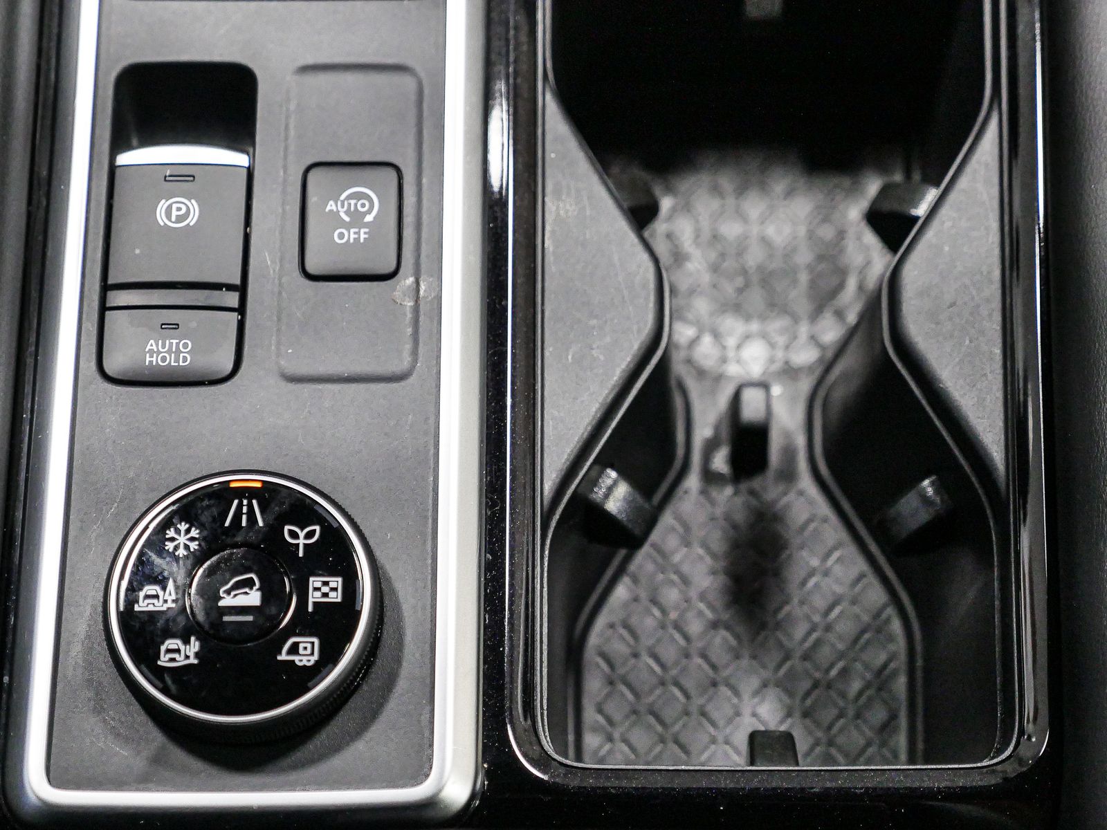 Vehicle image 39 of 41