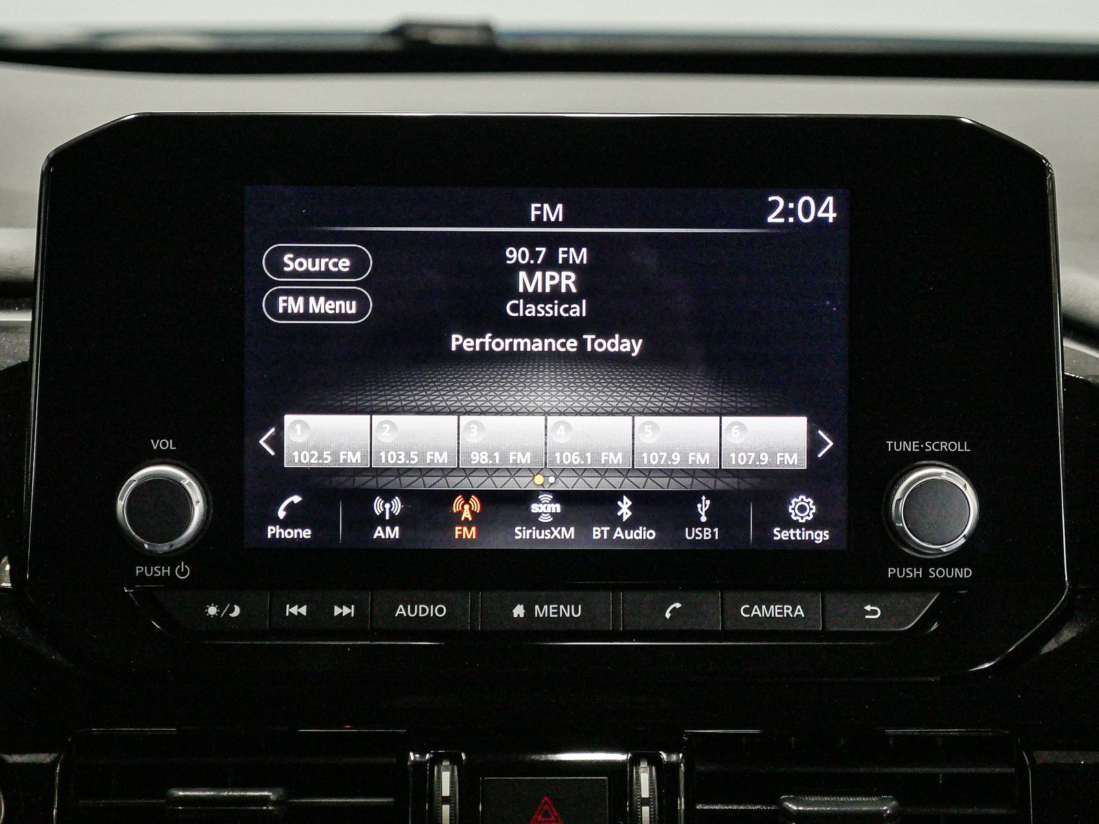 Vehicle image 26 of 41