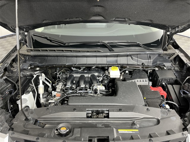 Vehicle image 10 of 26