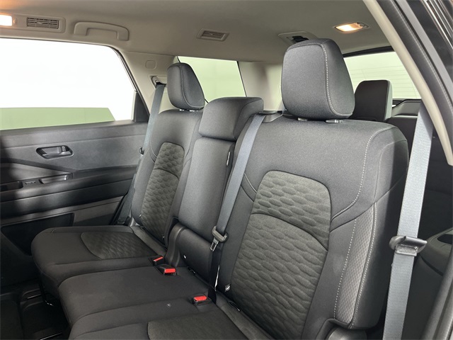 Vehicle image 13 of 26