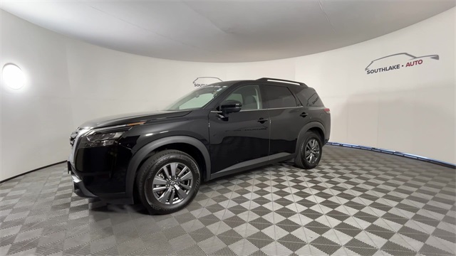 Vehicle image 1 of 26