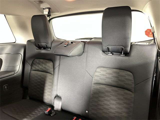 Vehicle image 22 of 35