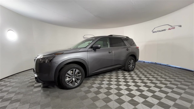 Vehicle image 1 of 35