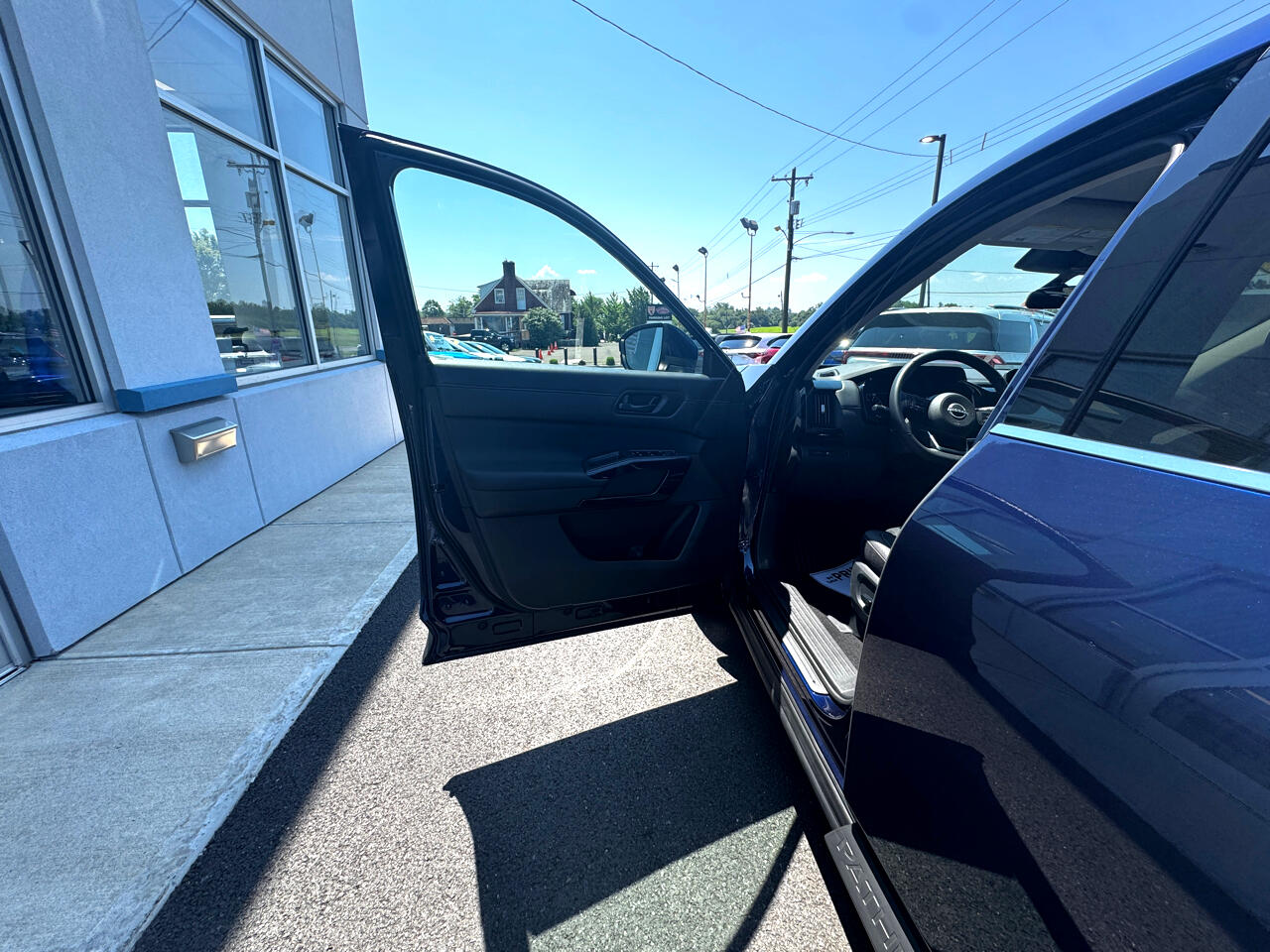 Vehicle image 26 of 71