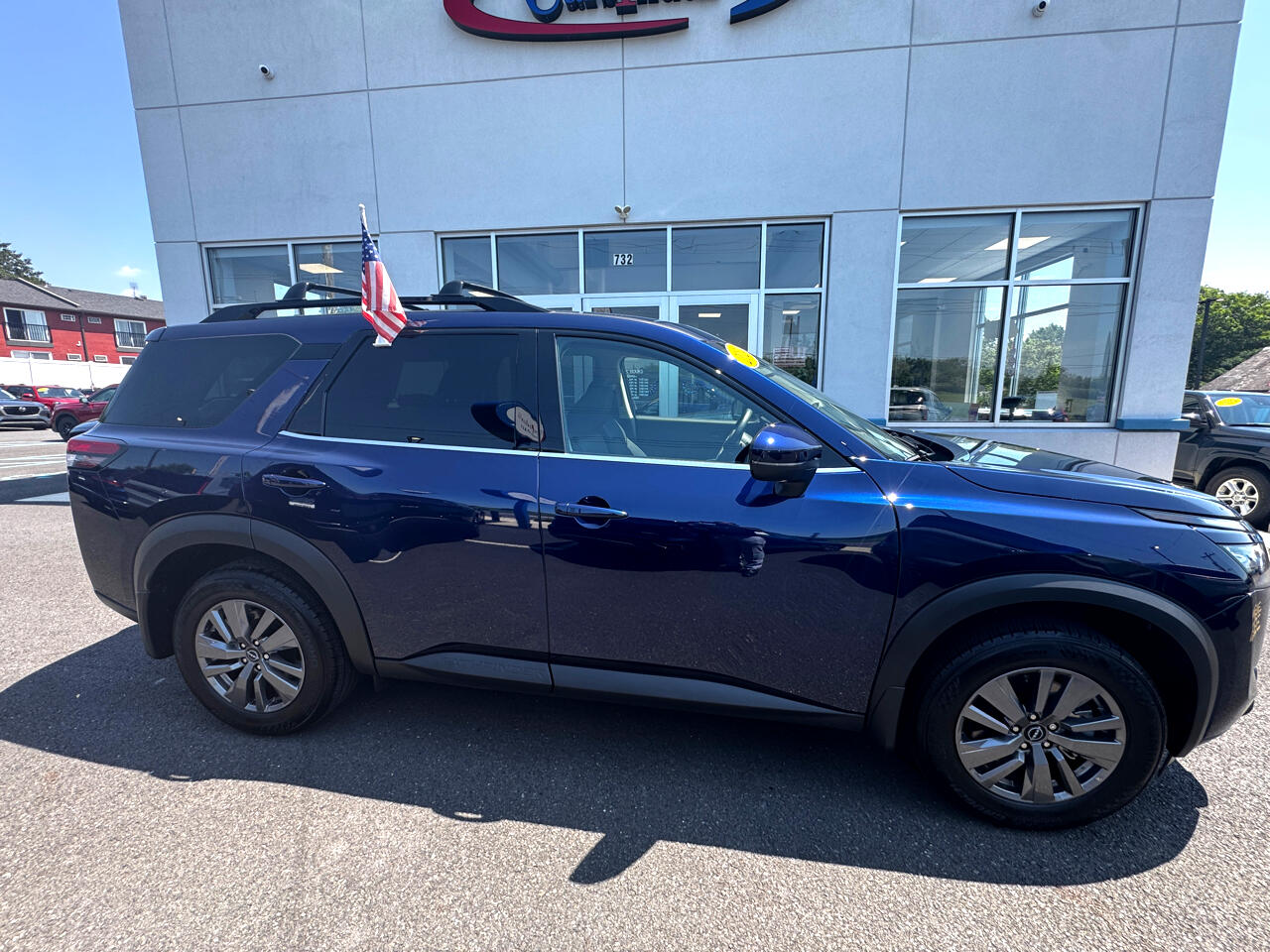 Vehicle image 3 of 71