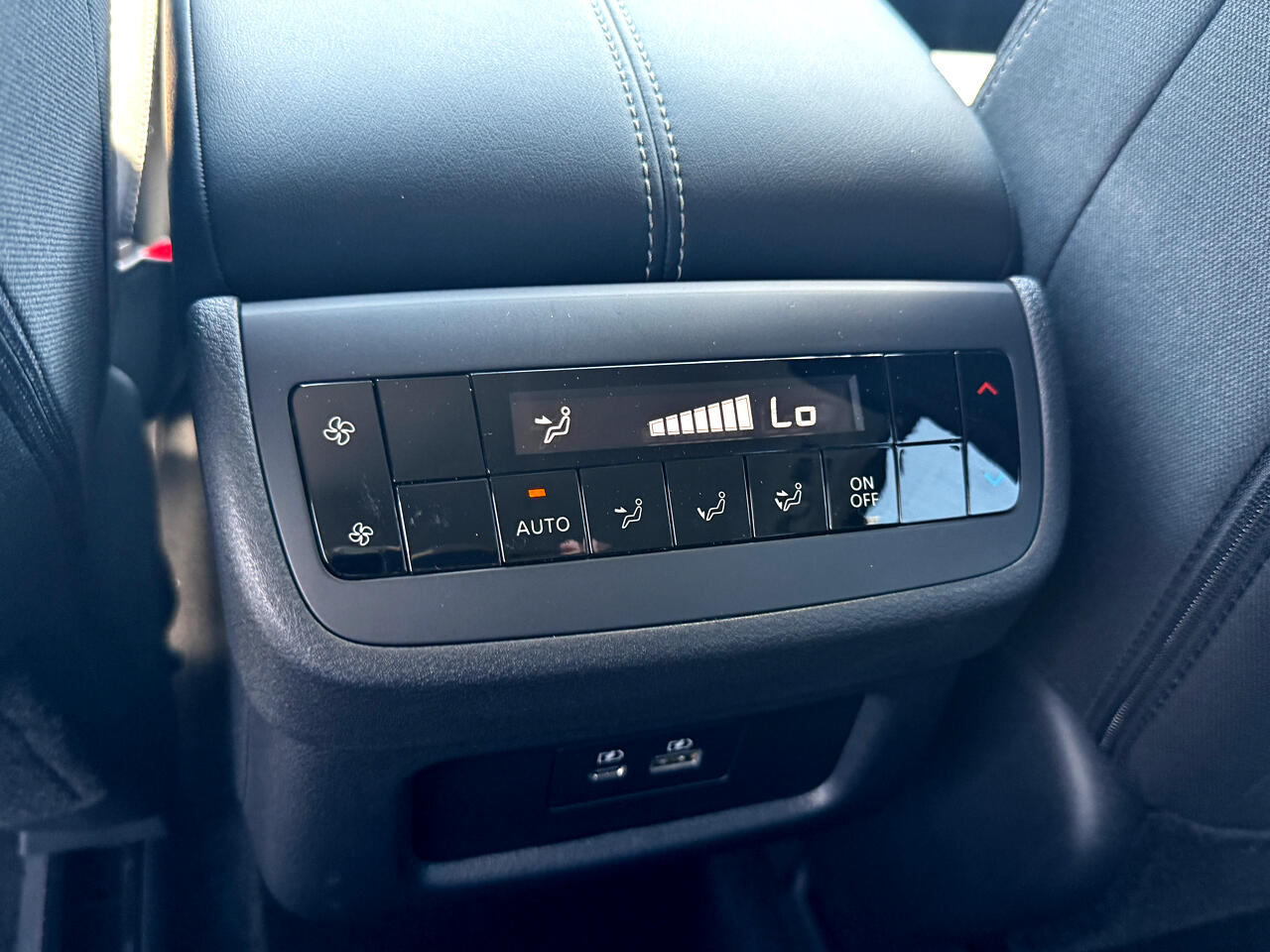 Vehicle image 49 of 71