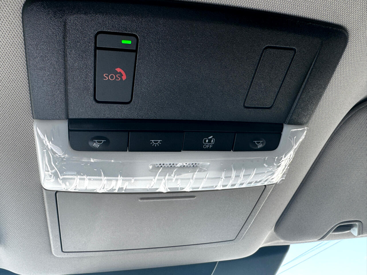 Vehicle image 66 of 71