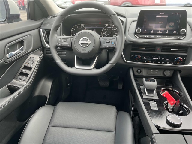 Vehicle image 12 of 35