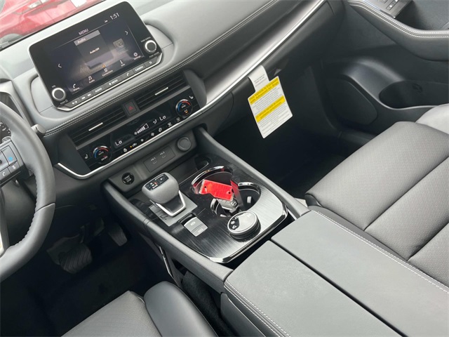 Vehicle image 15 of 35
