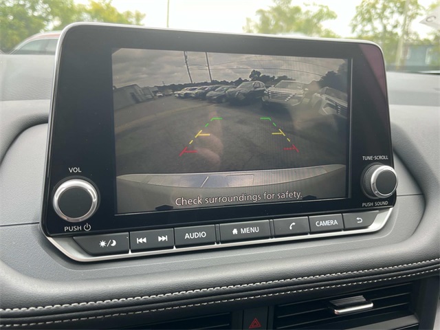 Vehicle image 34 of 35