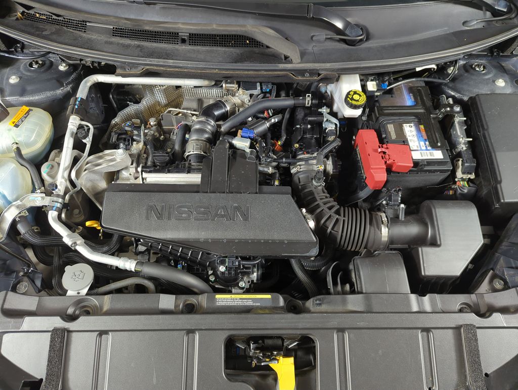 2024 Nissan Rogue S Image 3 of 32