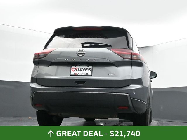 Vehicle image 35 of 70