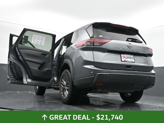 Vehicle image 44 of 70