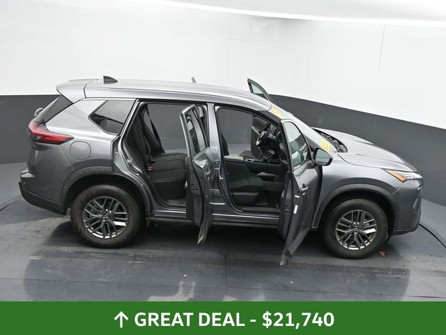 Vehicle image 21 of 70