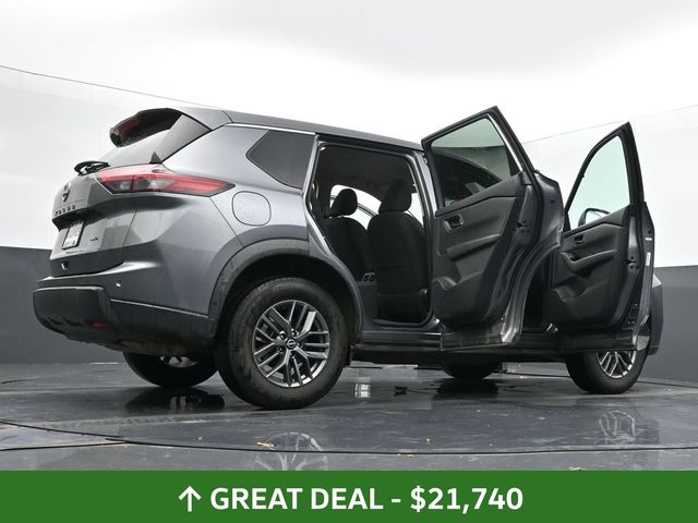 Vehicle image 34 of 70