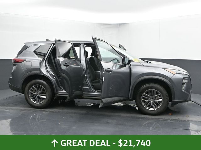 Vehicle image 14 of 70