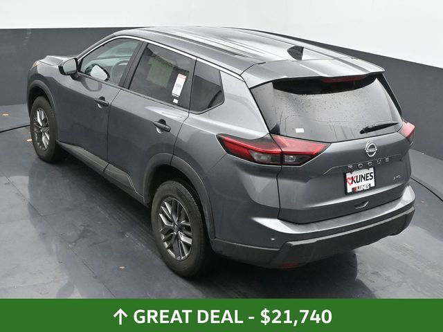 Vehicle image 43 of 70