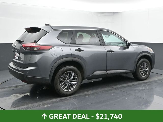 Vehicle image 28 of 70