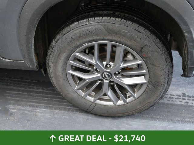 Vehicle image 49 of 70