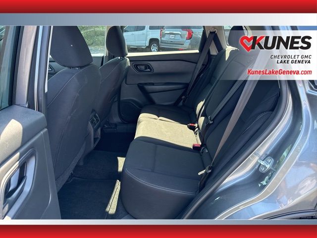 2024 Nissan Rogue S Image 11 of 31