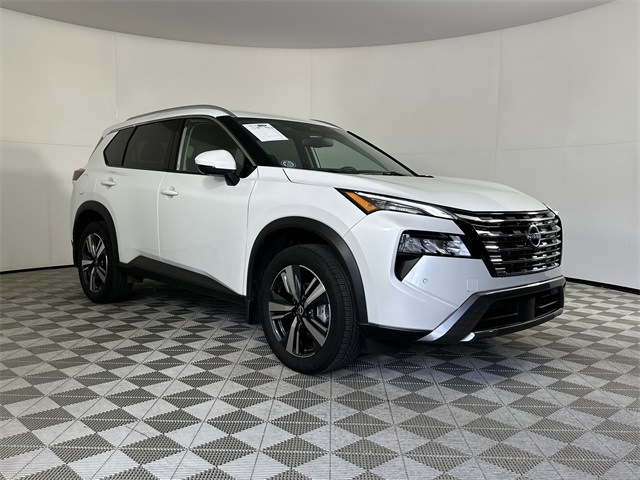 Vehicle image 3 of 41