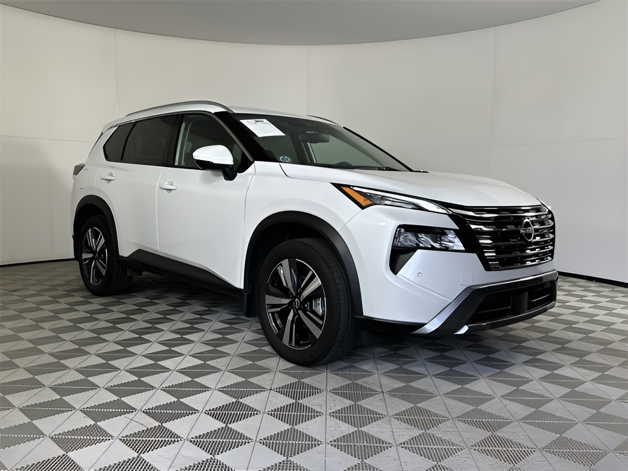 Vehicle image 38 of 41