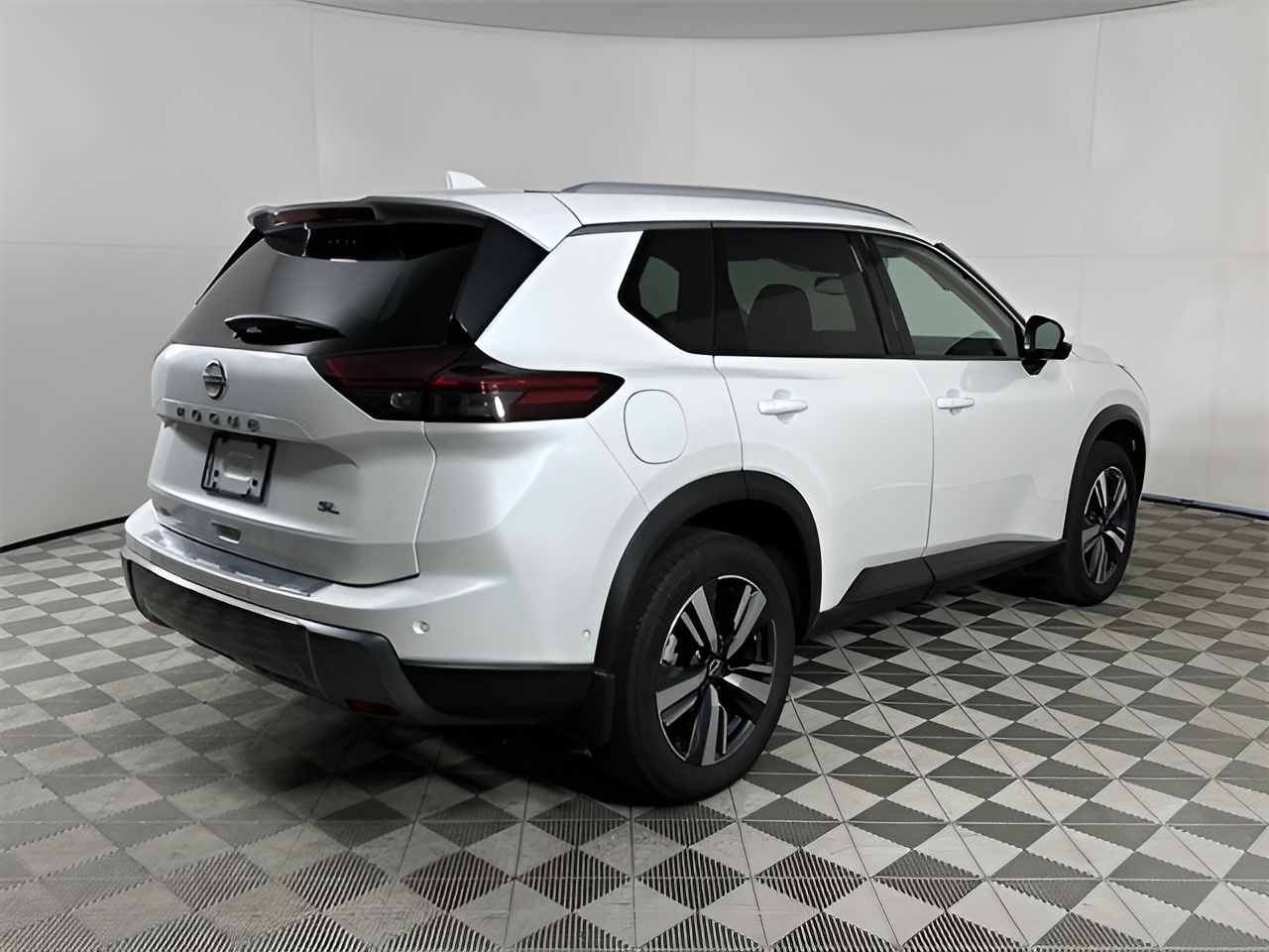 Vehicle image 39 of 41