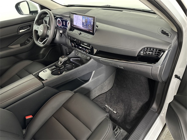 Vehicle image 31 of 41