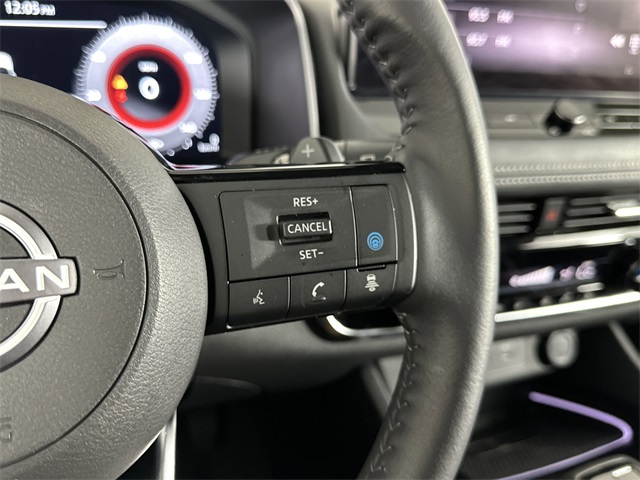 Vehicle image 18 of 41