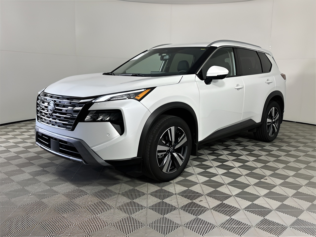 Vehicle image 35 of 41