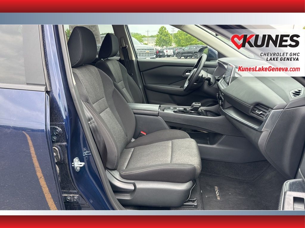 Vehicle image 13 of 53