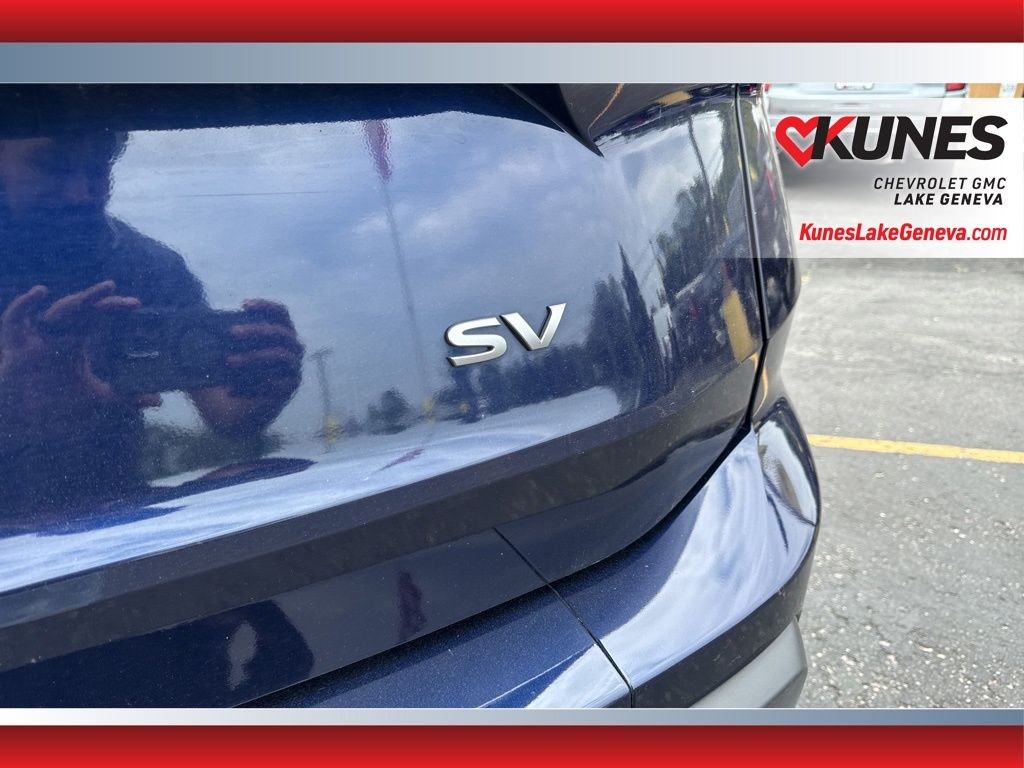 Vehicle image 34 of 53