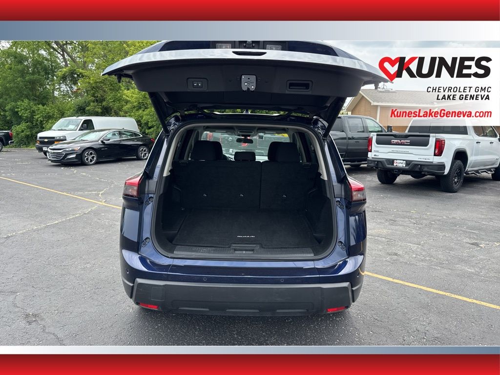 Vehicle image 12 of 53
