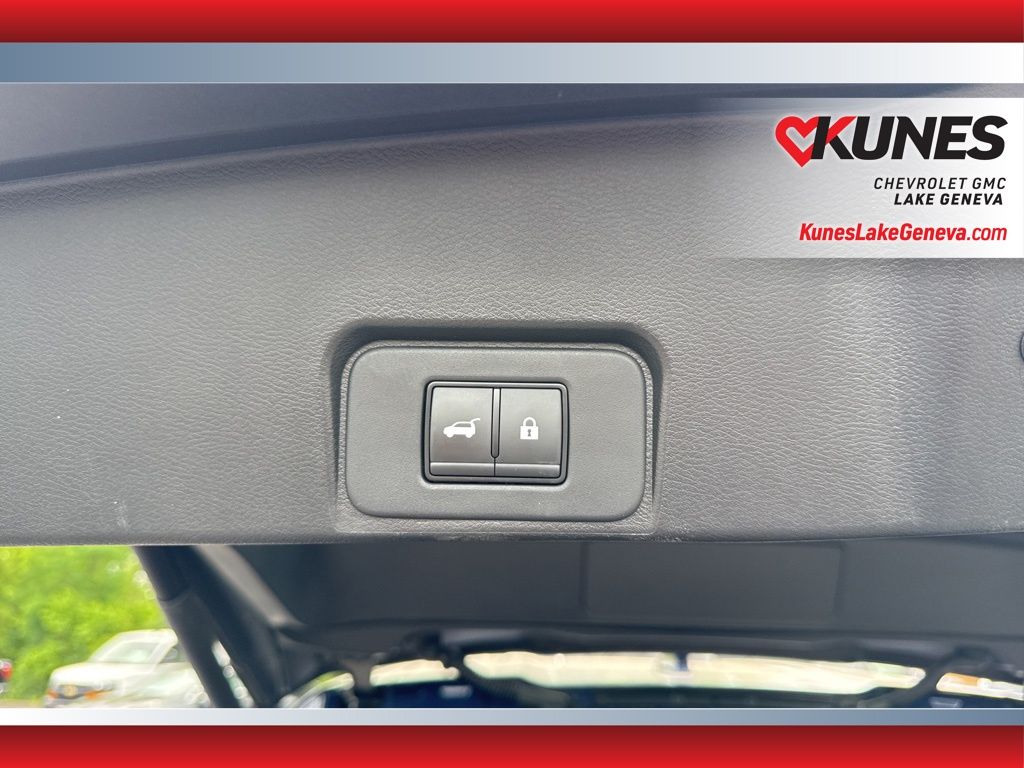 Vehicle image 31 of 53