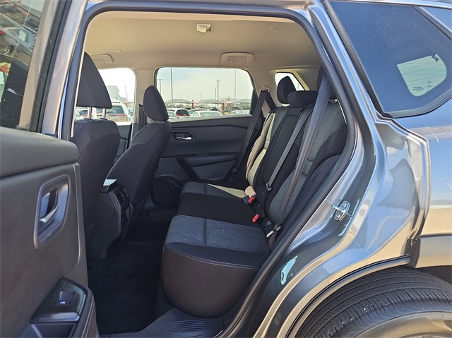 Vehicle image 8 of 20